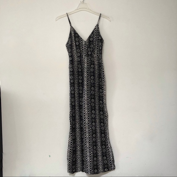 H&M snakeprint wide leg cross front jumpsuit - Picture 2 of 8